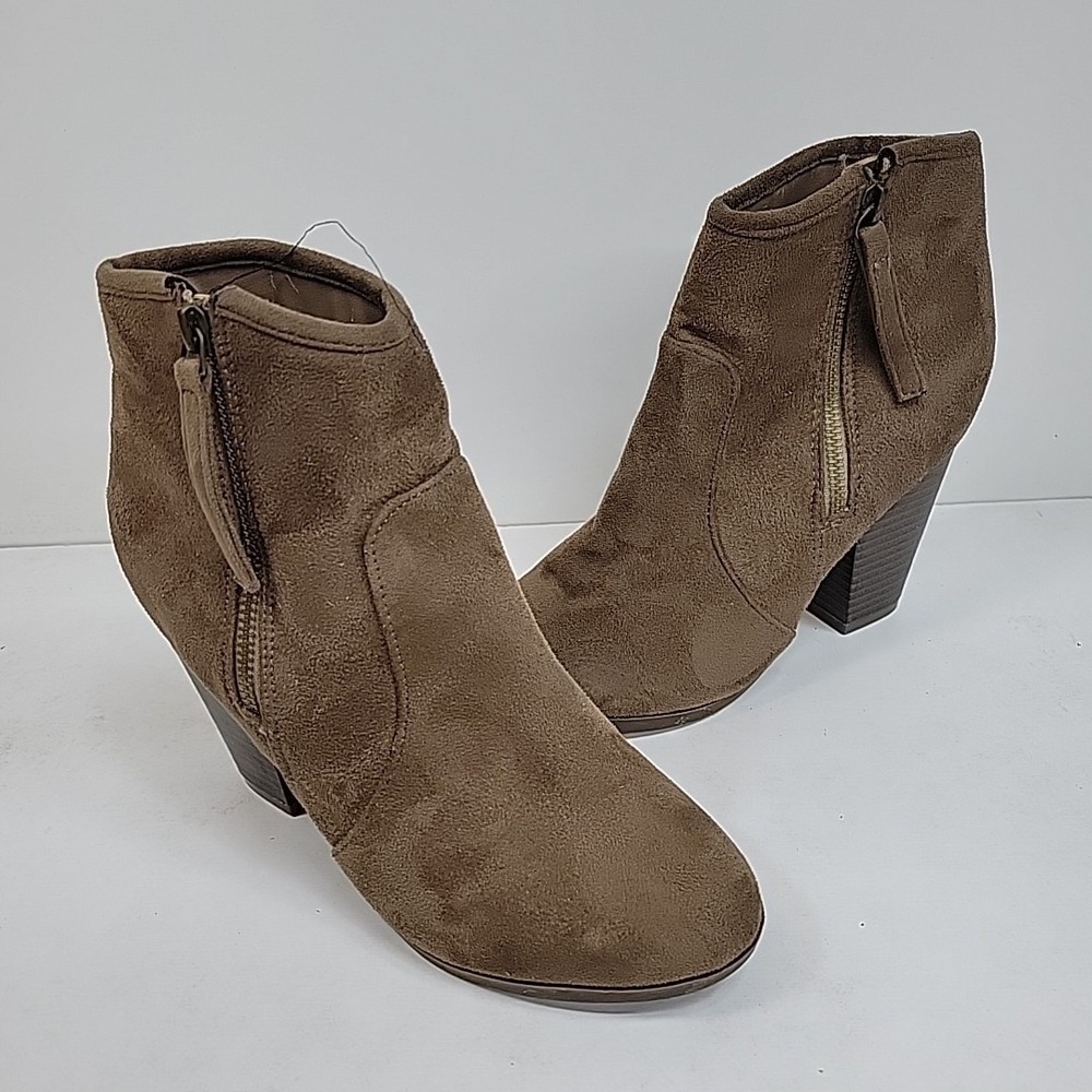 JG taupe faux suede ankle boots side zip block heel booties women Size 7 Comfort - Picture 2 of 8